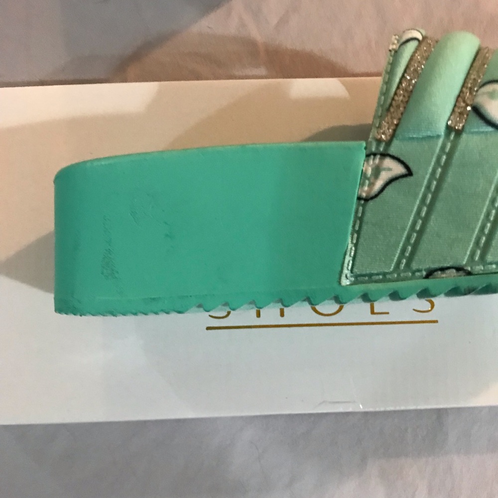 MINT BANDANNA SANDALS/PLATFORMS - Picture 7 of 8